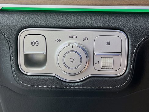 New 2026 Mercedes-Benz GLE 450 4MATIC image 11