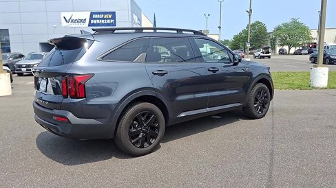 Used 2022 Kia Sorento S image 8