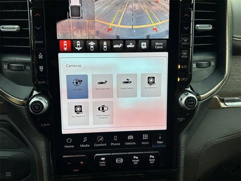 New 2025 RAM 2500 Limited image 28