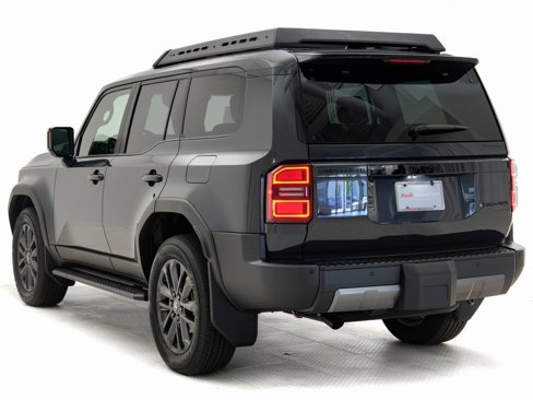 Used 2025 Toyota Land Cruiser image 33