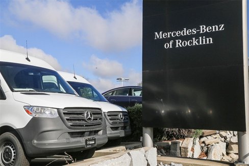 New 2026 Mercedes-Benz GLS 450 4MATIC image 43