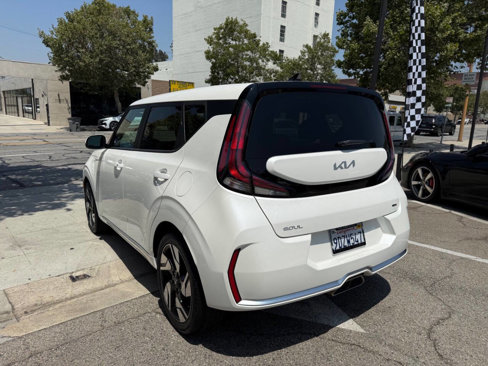 Used 2023 Kia Soul GT-Line image 11