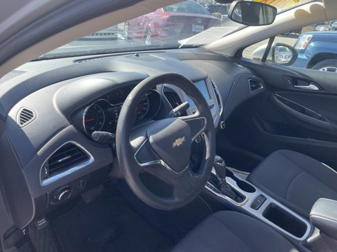 Used 2018 Chevrolet Cruze LS image 16