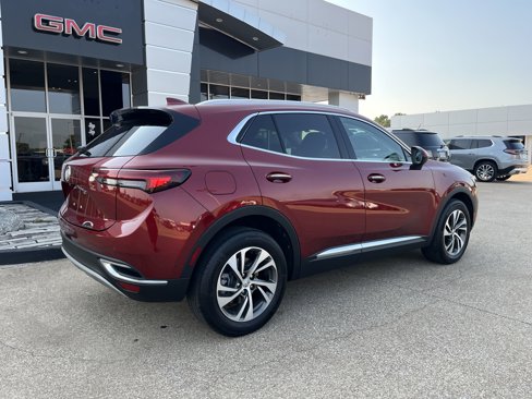Used 2023 Buick Envision Essence image 3