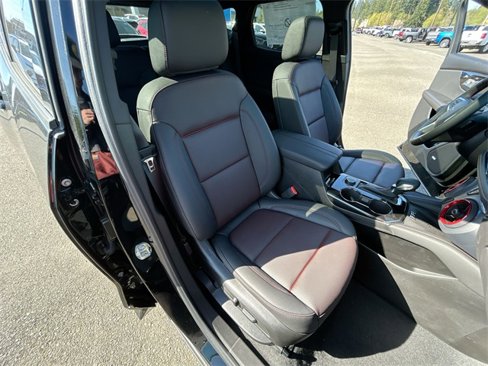 New 2025 Chevrolet Blazer RS w/ Driver Confidence II Package image 29