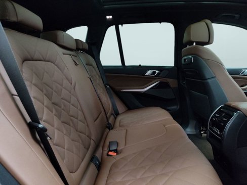 New 2026 BMW X5 M60i image 26