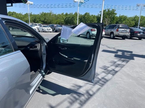 Used 2023 Chevrolet Malibu LT image 13
