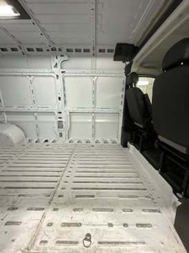 Used 2024 RAM ProMaster 2500 w/ Convenience Group image 12