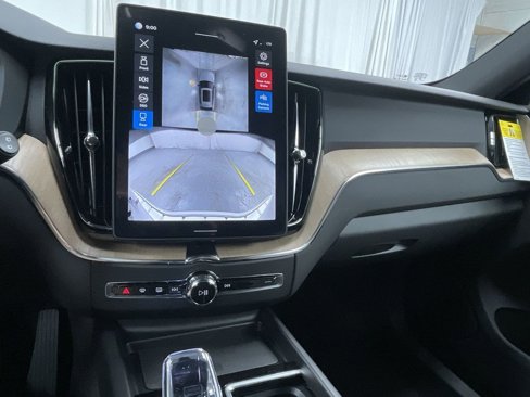 New 2026 Volvo XC60 B5 Plus w/ Protection Package Premier image 15