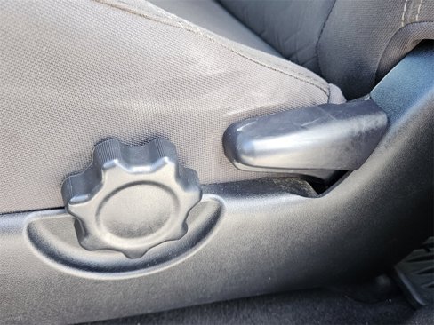 Used 2018 Toyota Tacoma TRD Sport image 22