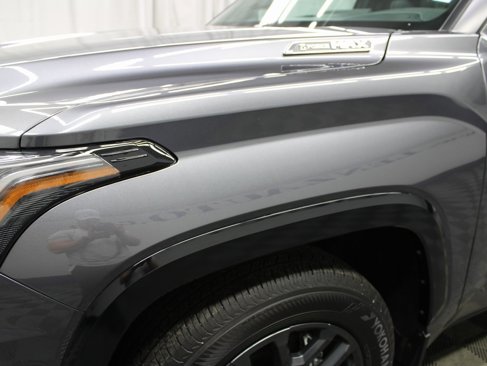 Used 2025 Toyota Sequoia Platinum image 45