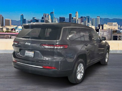Used 2025 Jeep Grand Cherokee L Laredo image 4