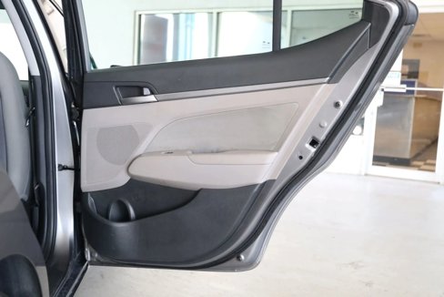 Used 2018 Hyundai Elantra SEL image 22