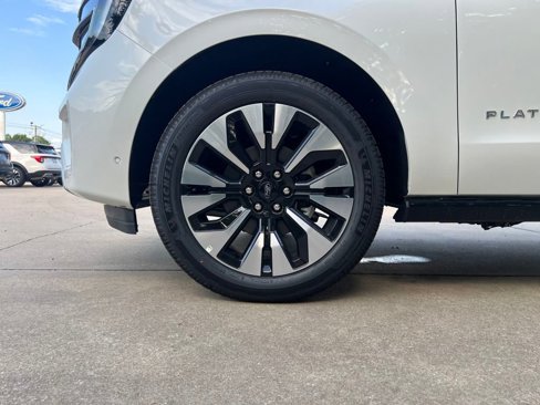 New 2025 Ford Expedition Max Platinum image 27