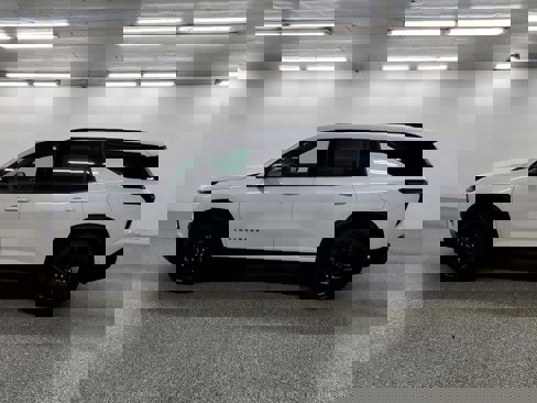 New 2026 Chevrolet Traverse RS w/ LPO, Floor Liner Package image 7