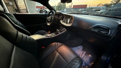 Used 2016 Dodge Challenger SRT Hellcat image 22