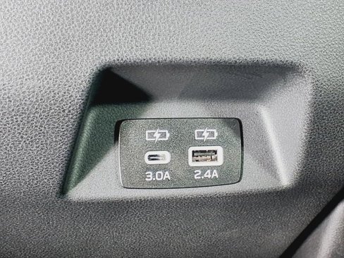 Used 2025 Subaru Crosstrek 2.5i Limited w/ Popular Package #3A image 12