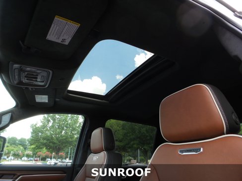 Used 2025 GMC Sierra 3500 Denali Ultimate image 7