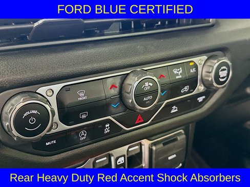 Used 2024 Jeep Gladiator Sport image 15