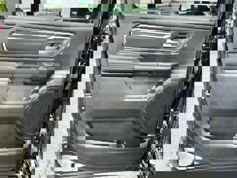 New 2026 RAM 1500 4x4 Crew Cab image 13