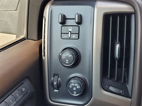 Used 2018 GMC Sierra 1500 Denali w/ Denali Ultimate Package image 17