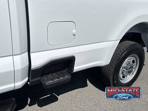 New 2026 Ford F250 XL w/ XL Chrome Package image 15