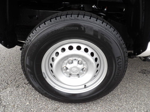 Used 2024 Toyota Tacoma SR image 46