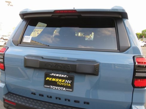 New 2025 Toyota 4Runner TRD Off-Road Premium image 14