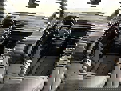 New 2025 Audi A8 L 3.0T image 14