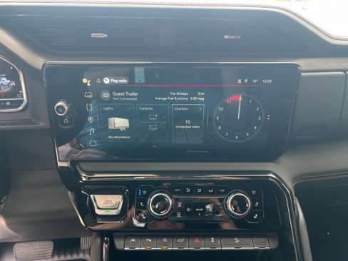 Used 2024 GMC Sierra 1500 AT4 w/ Technology Package image 25