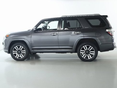 Used 2016 Toyota 4Runner Limited image 39