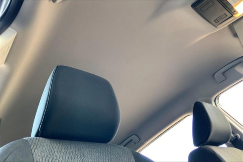 Certified 2025 Nissan Rogue SV image 25