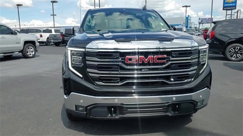 Certified 2023 GMC Sierra 1500 SLT w/ SLT Premium Plus Package image 4