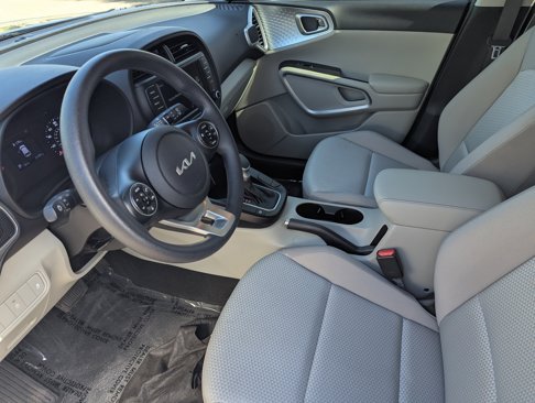 Certified 2022 Kia Soul LX image 19