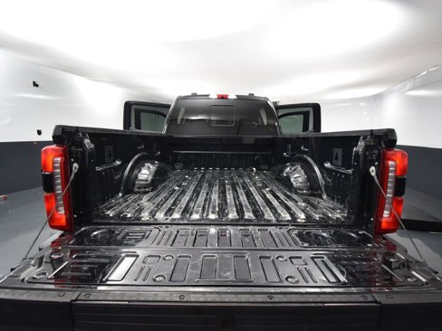 Used 2023 Ford F250 Lariat w/ Lariat Ultimate Package image 43