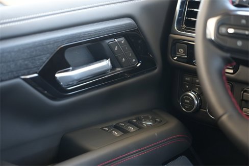 New 2026 GMC Yukon XL AT4 Ultimate w/ LPO, Floor Liner Package image 18
