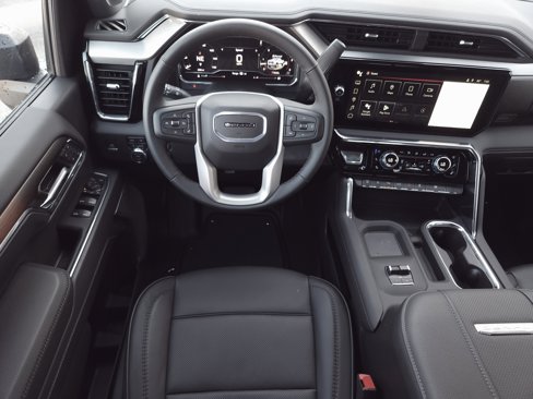 New 2025 GMC Sierra 3500 Denali w/ Denali Reserve Package image 13