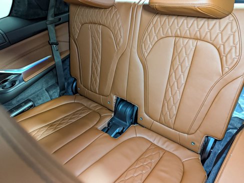 New 2026 BMW ALPINA XB7 image 41
