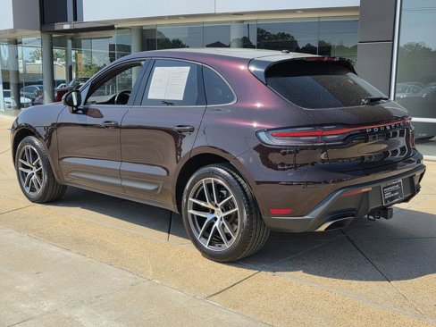 New 2025 Porsche Macan image 3