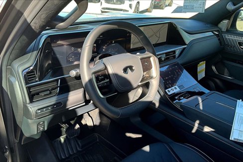 New 2026 INFINITI QX80 Autograph w/ Premium Cargo Package image 9