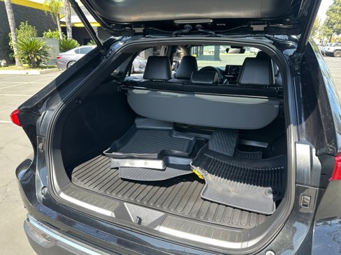 Used 2021 Toyota Venza XLE image 20