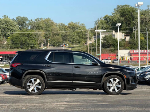 Used 2023 Chevrolet Traverse LT w/ LT Premium Package image 8