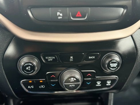 Used 2016 Jeep Cherokee 75th Anniversary image 24