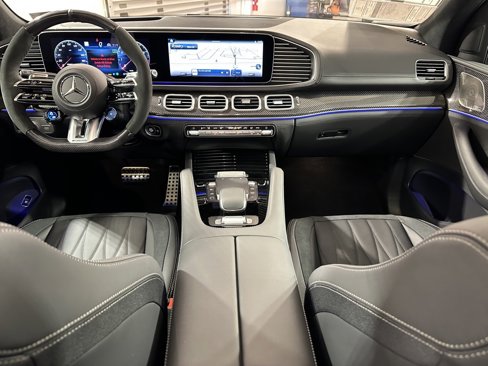 New 2026 Mercedes-Benz GLS 63 AMG 4MATIC image 4