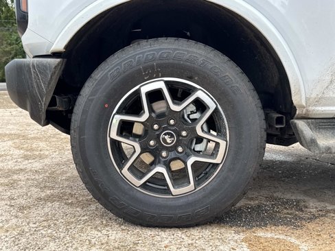 New 2025 Ford Bronco Outer Banks image 3