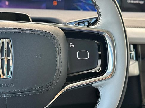 New 2025 Lincoln Navigator Reserve image 30