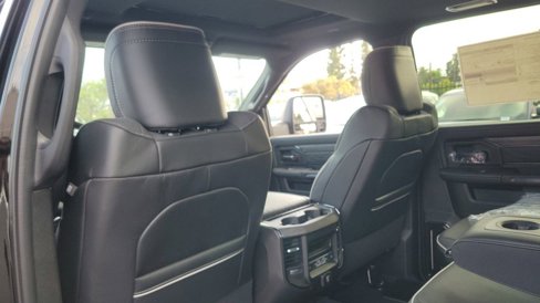 New 2025 RAM 3500 Limited image 11
