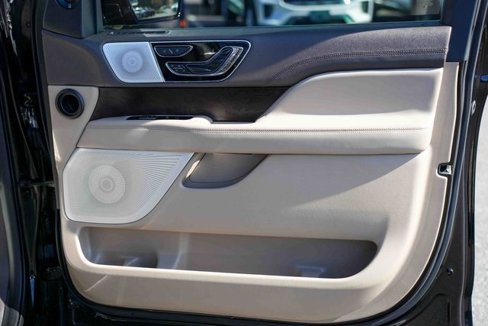 Used 2023 Lincoln Navigator Reserve w/ Equipment Group 201A image 22