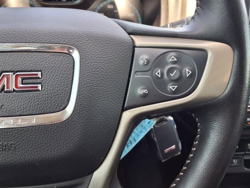 Used 2021 GMC Canyon Denali image 25