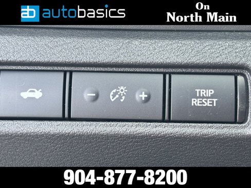 Used 2022 Nissan Altima 2.5 SV image 22